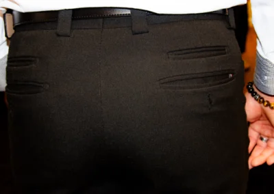 reinforced rear pockets_clip pockets
